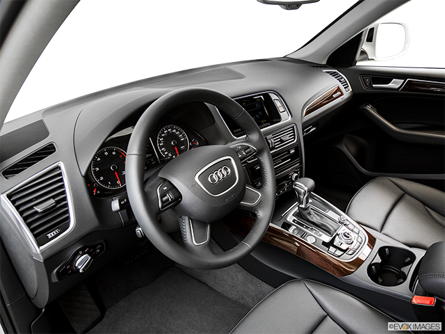 2017 Audi Q5 | Interior Hero (driver’s side)