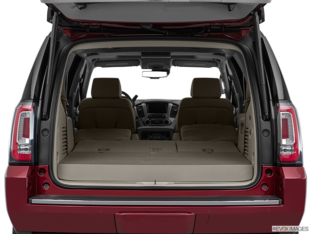 2017 GMC Yukon | Hatchback & SUV rear angle