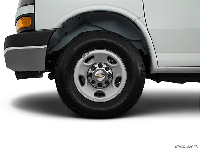 2017 Chevrolet Express: Reviews, Price, Specs, Photos and Trims ...