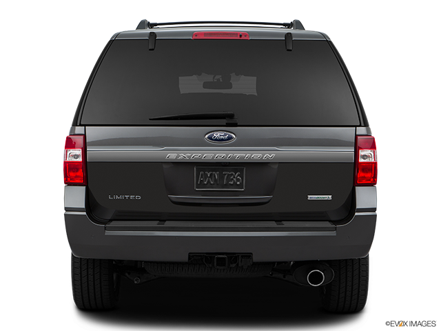 2017 Ford Expedition | Low/wide rear