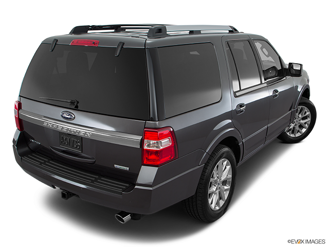 2017 Ford Expedition | Rear 3/4 angle view