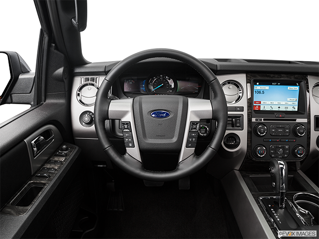 2017 Ford Expedition | Steering wheel/Center Console