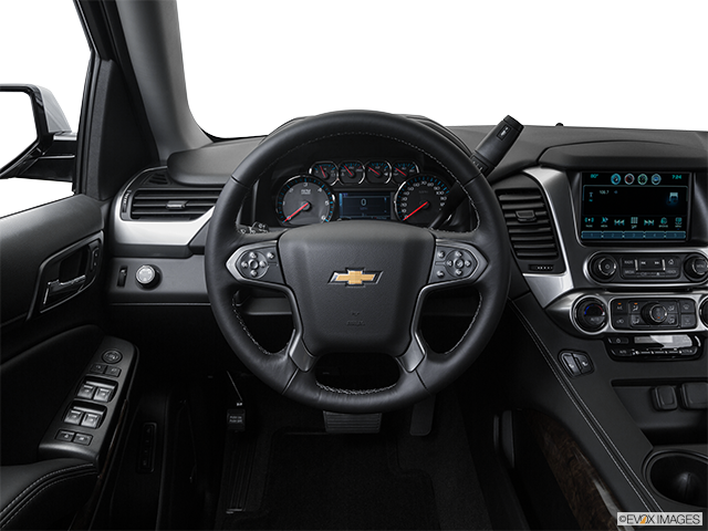 2017 Chevrolet Suburban | Steering wheel/Center Console