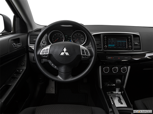 2017 Mitsubishi Lancer | Steering wheel/Center Console