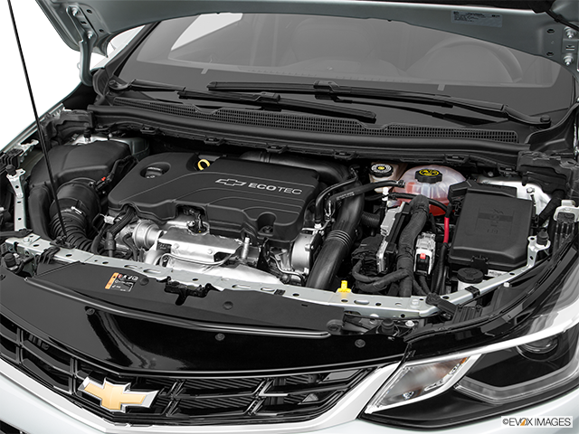 2017 Chevrolet Cruze | Engine