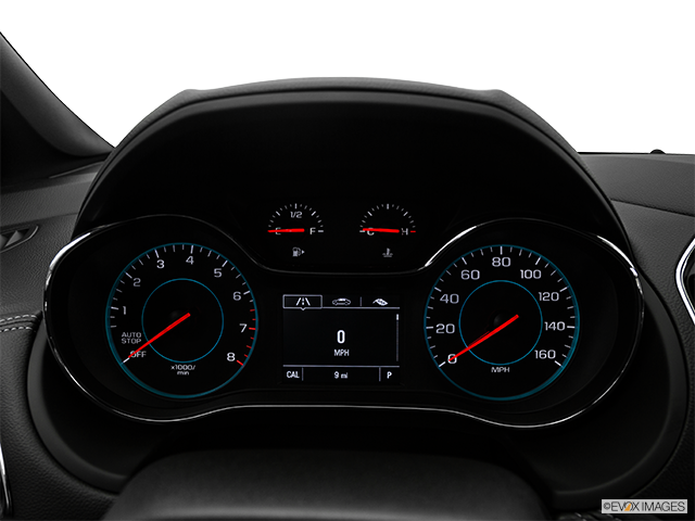 2017 Chevrolet Cruze | Speedometer/tachometer