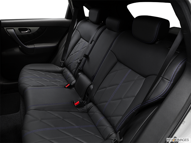 2017 Infiniti QX70 | Rear seats from Drivers Side