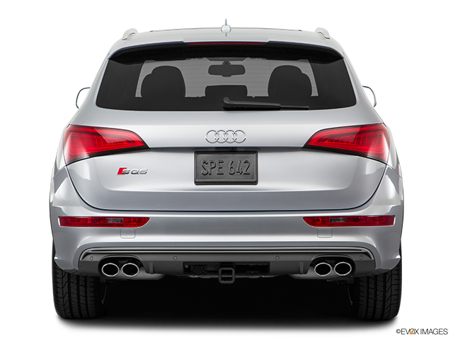 2017 Audi SQ5 | Low/wide rear