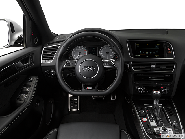 2017 Audi SQ5 | Steering wheel/Center Console