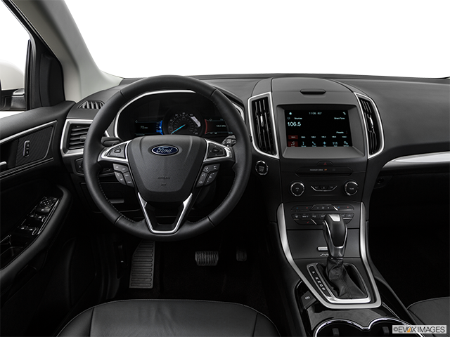 2017 Ford Edge | Steering wheel/Center Console