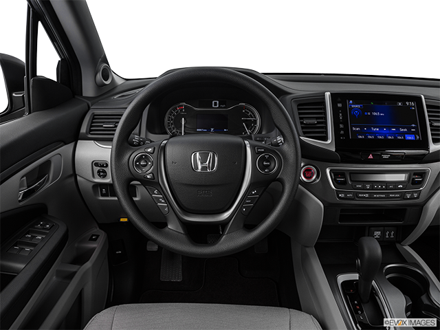 2017 Honda Pilot | Steering wheel/Center Console