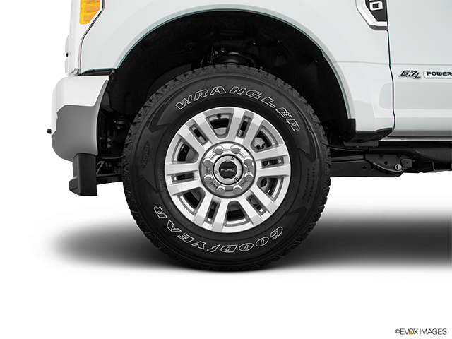 2017 Ford F-350 Super Duty | Front Drivers side wheel at profile