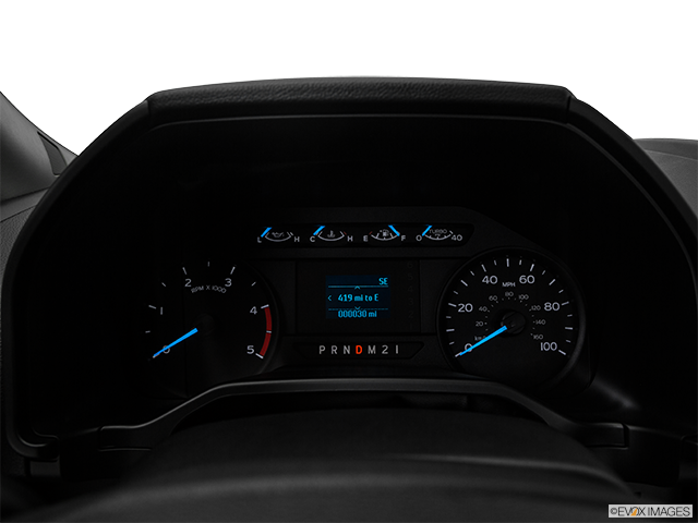 2017 Ford F-350 Super Duty | Speedometer/tachometer
