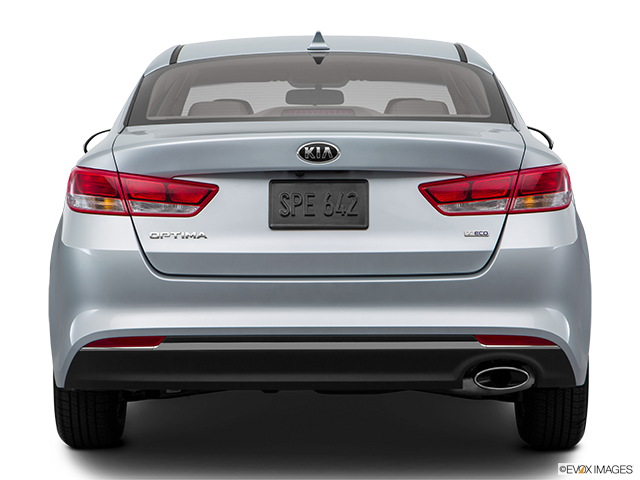 2017 Kia Optima | Low/wide rear