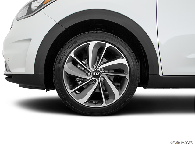 2017 Kia Niro | Front Drivers side wheel at profile