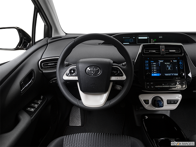 2017 Toyota Prius Prime | Steering wheel/Center Console