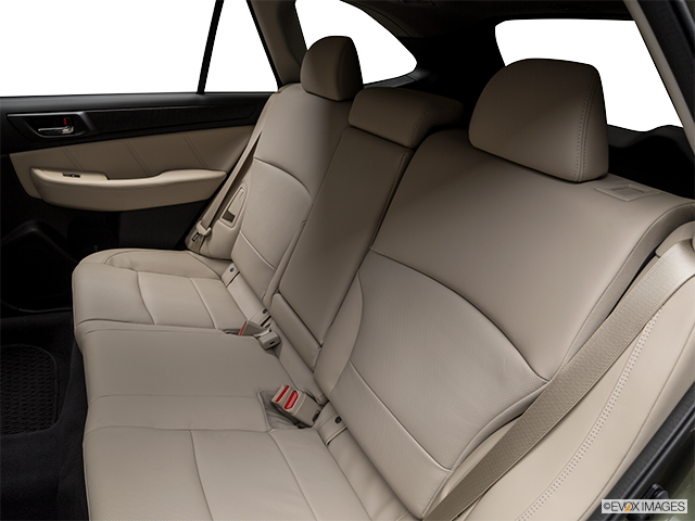 2018 Subaru Outback | Rear seats from Drivers Side