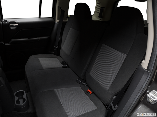2017 Jeep Patriot | Rear seats from Drivers Side