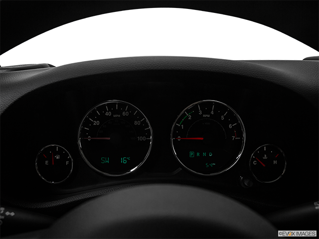 2017 Jeep Wrangler | Speedometer/tachometer