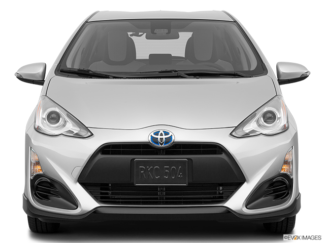 2017 Toyota Prius c | Low/wide front