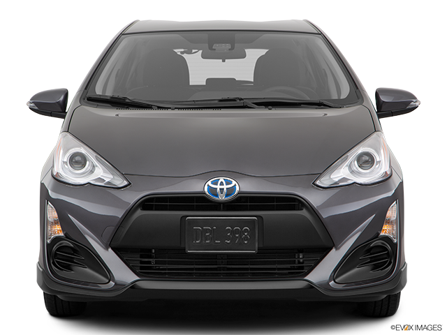2017 Toyota Prius c | Low/wide front