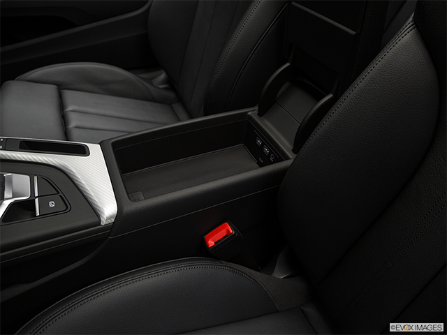 2019 Audi A5 | Front center divider