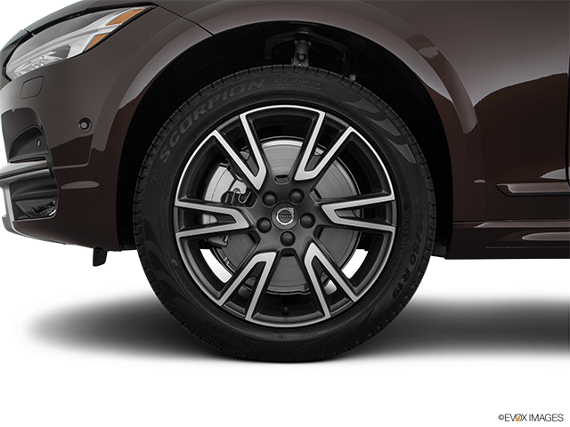 2017 Volvo V90 Cross Country | Front Drivers side wheel at profile