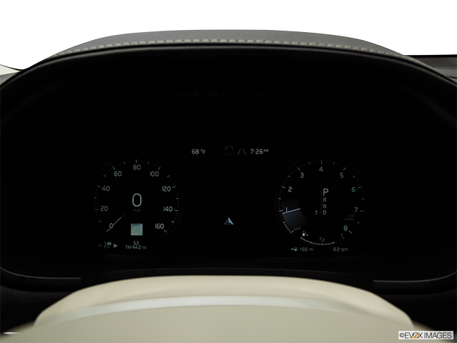 2017 Volvo V90 Cross Country | Speedometer/tachometer