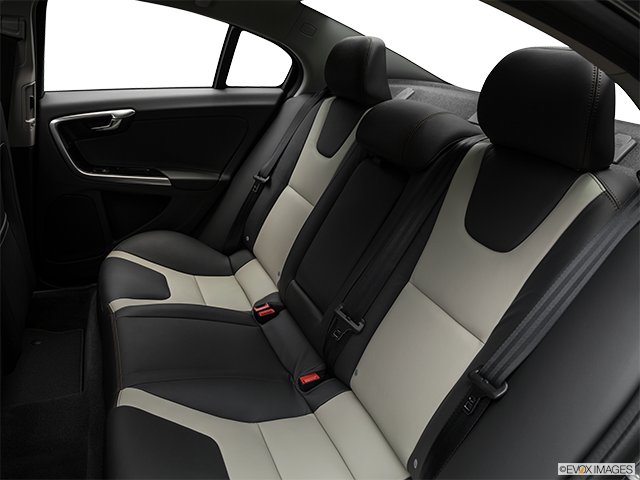 2017 Volvo S60 Cross Country | Rear seats from Drivers Side