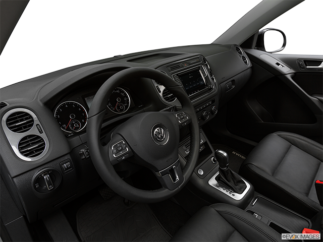 2017 Volkswagen Tiguan | Interior Hero (driver’s side)