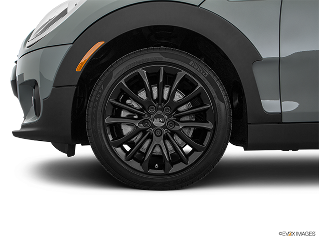 2017 MINI Clubman: Reviews, Price, Specs, Photos and Trims | Driving.ca