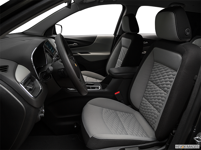 2018 Chevrolet Equinox | Front seats from Drivers Side