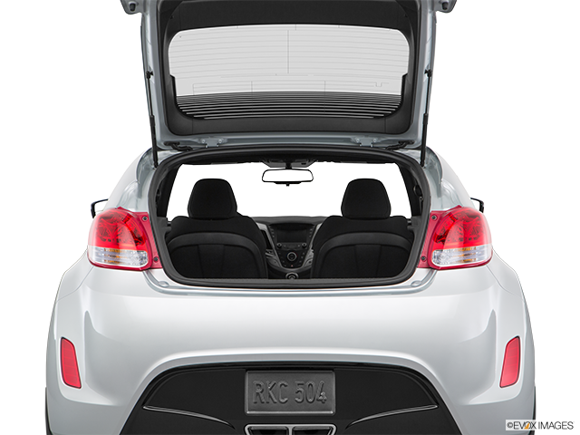 2017 Hyundai Veloster Turbo | Hatchback & SUV rear angle