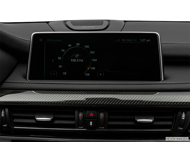 2017 BMW X5 M | Closeup of radio head unit
