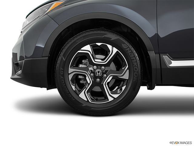 2017 Honda CR-V | Front Drivers side wheel at profile