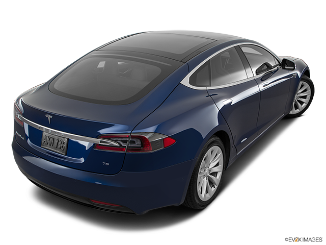 2016 Tesla Model S | Rear 3/4 angle view