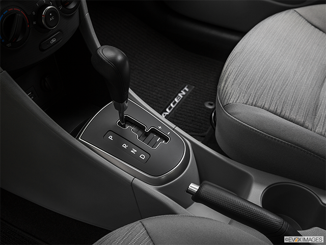 2017 Hyundai Accent Sedan | Gear shifter/center console