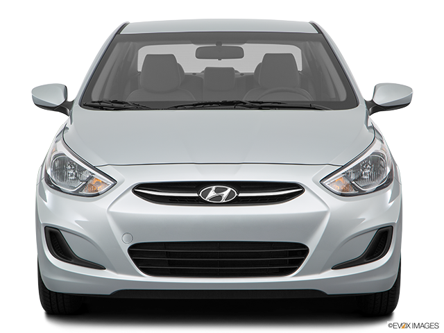 2017 Hyundai Accent Sedan | Low/wide front