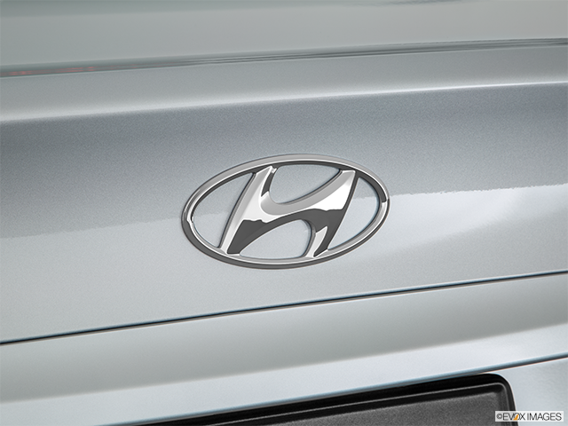 2017 Hyundai Accent Berline | Rear manufacturer badge/emblem
