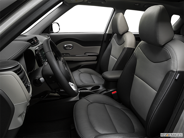 2017 Kia Soul | Front seats from Drivers Side