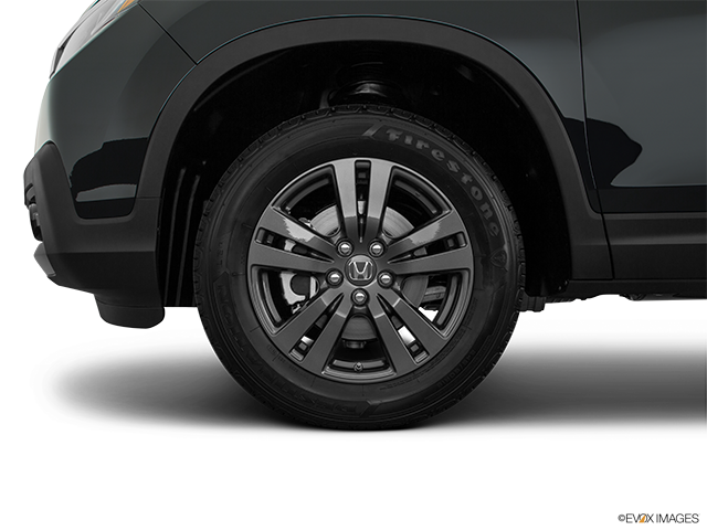 2017 Honda Ridgeline | Front Drivers side wheel at profile