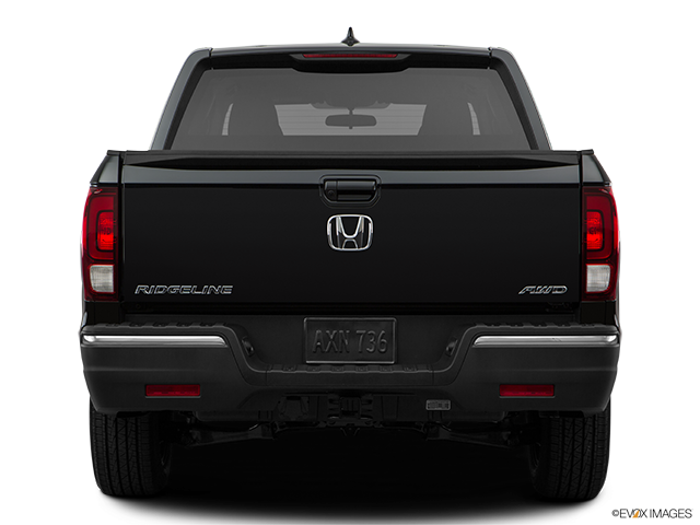 2017 Honda Ridgeline | Low/wide rear