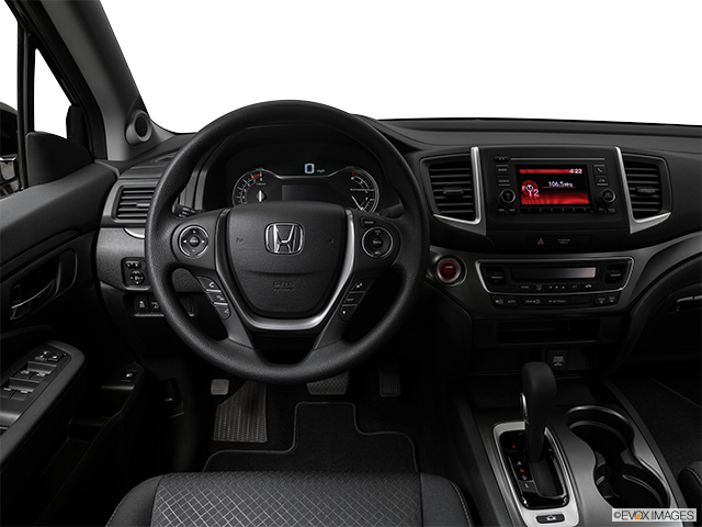 2017 Honda Ridgeline | Steering wheel/Center Console