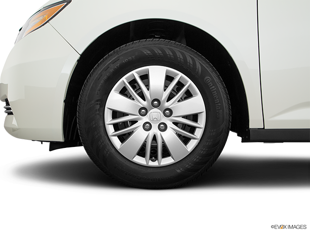 2017 Honda Odyssey | Front Drivers side wheel at profile