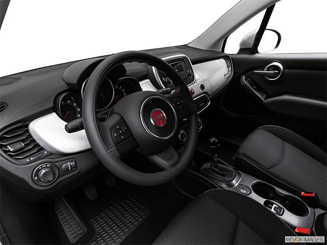 2017 Fiat 500X | Interior Hero (driver’s side)