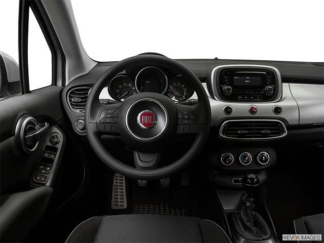 2017 Fiat 500X | Steering wheel/Center Console