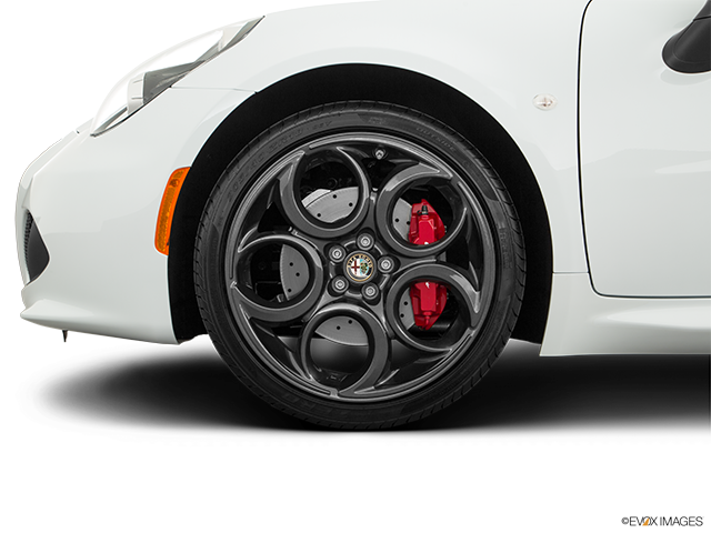 2017 Alfa Romeo 4C | Front Drivers side wheel at profile