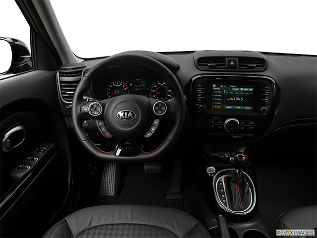 2017 Kia Soul | Steering wheel/Center Console