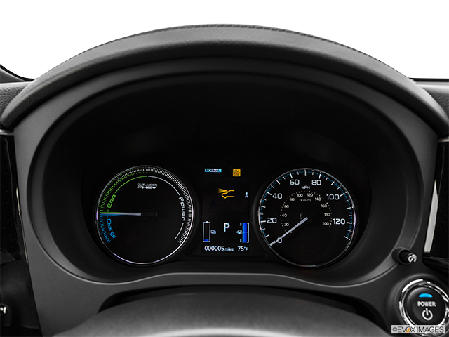2022 Mitsubishi Outlander PHEV | Speedometer/tachometer