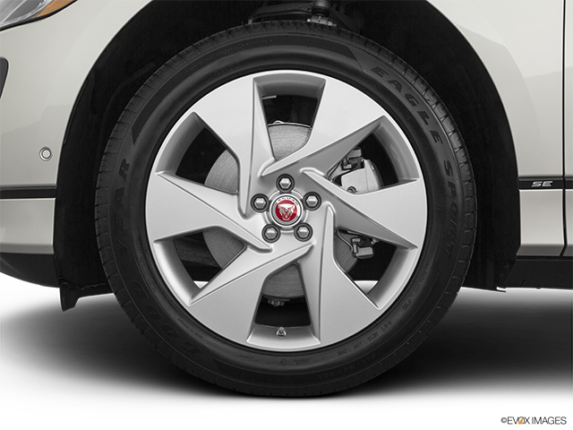 2021 Jaguar I-PACE | Front Drivers side wheel at profile